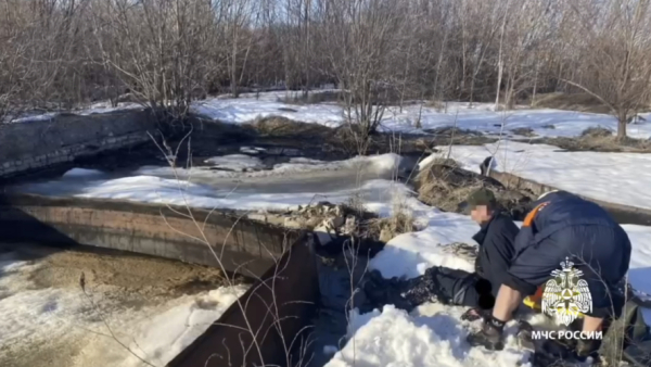 Не мог пошевелиться: спасатели вытащили татарстанца, который увяз в ёмкости с мазутом 01/04/2026 &ndash;