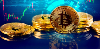 BTC удерживает импульс