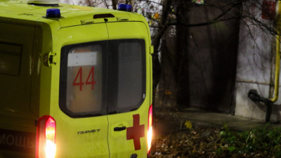 Ребёнок и двое взрослых пострадали от дрона, атаковавшего высотку 03/05/2026 &ndash; Новости