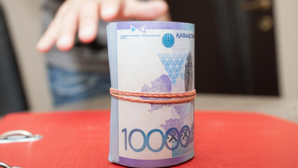 Более 190 миллионов тенге похитил чиновник в Туркестанской области