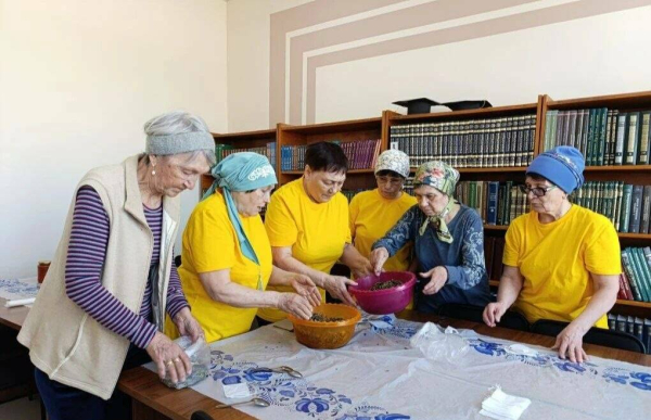 &laquo;Пусть этот чай придаст им силы&raquo;: в Бавлах волонтеры собрали гостинцы для бойцов