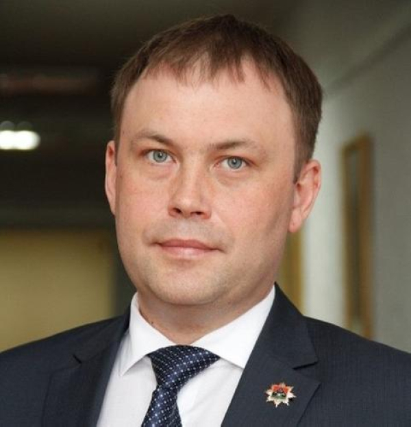 Губернатор Середюк, выслушав жалобы на ситуацию с топливом, ответил: &laquo;Ситуация сложная, но не критичная&raquo;