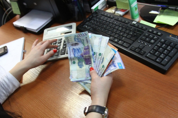 Размер средней заработной платы вырос в Казахстане