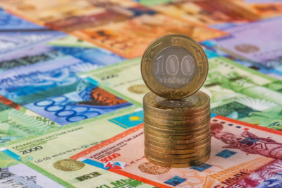 Экономист объяснила, почему банки начали предлагать депозиты в тенге