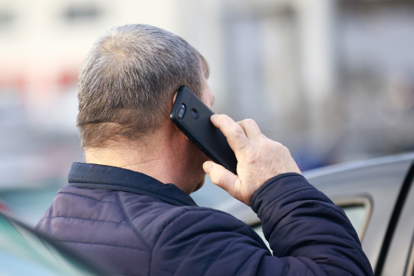 Россиянам объяснили, как проверить число оформленных на человека сим-карт