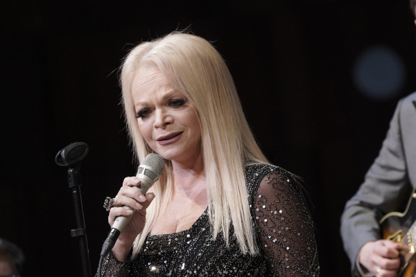 Певица Лариса Долина в три раза увеличила число концертов в 2026 году