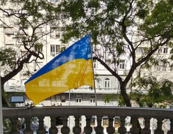 Захарова: Киев перебрасывает военных на другие континенты