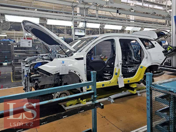 Новые производства авто, тракторов и вагонов запустили в стране