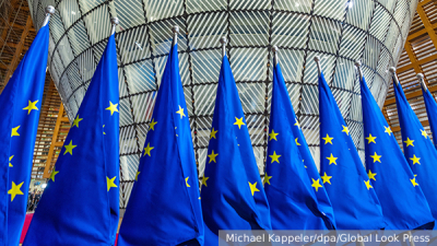 В результате взрыва у ТЦ в Харькове пострадал один человек