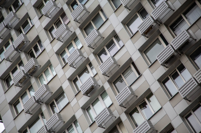 Депутат Панеш напомнил о правилах установки кондиционеров на фасадах домов