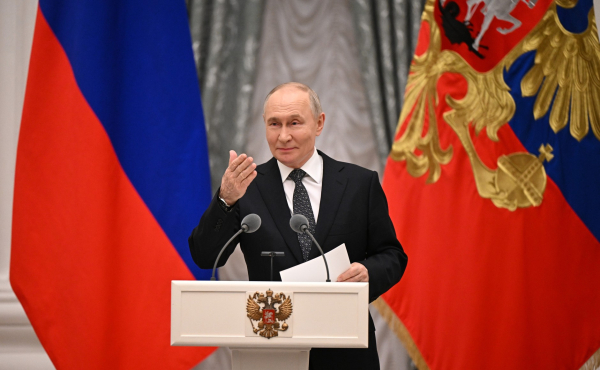 Путин оценил влияние санкций на макроэкономическую стабильность в России