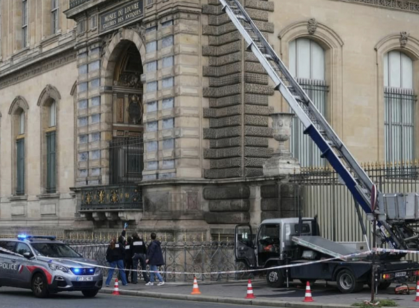 Подозреваемых в ограблении Лувра задержали