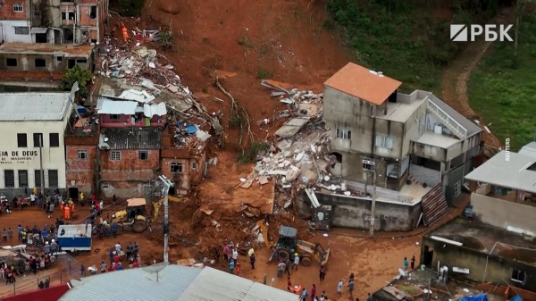 Разрушения и десятки погибших после наводнения в Бразилии. Видео
