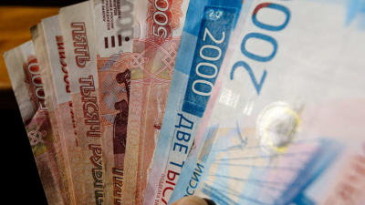 Алиментщик из РТ спрятался в погребе от приставов, не желая платить по долгам 05/02/2026 &ndash; Новости