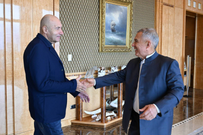 Минниханов и Крутой обсудили подготовку к &laquo;Новой волне&raquo; в Казани