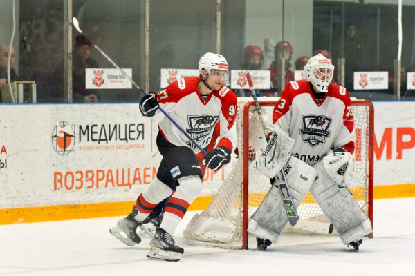 &laquo;Нефтяник&raquo; сразится с &laquo;Молотом&raquo; в гостях в рамках регулярки ВХЛ