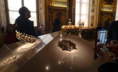 Во Франции похищены драгоценности французской короны