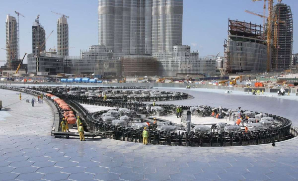 Знаменитый Дубайский фонтан откроется после реконструкции