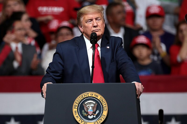 Трамп назвал пример Венесуэлы идеальным сценарием для смены власти в Иране