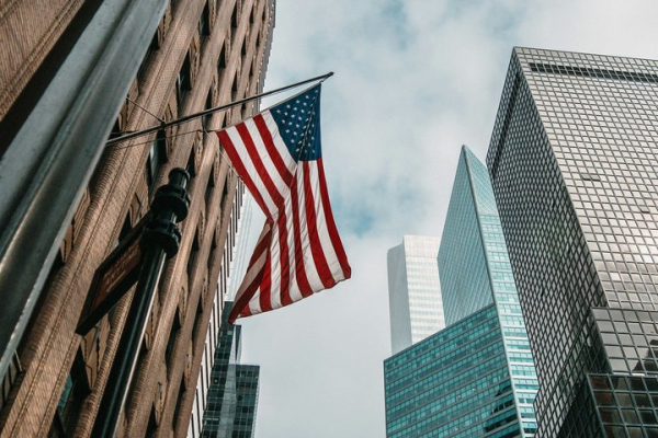 Сенатор США: одобренная помощь Украине на $400 млн пылится в Пентагоне