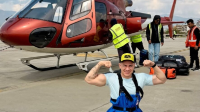 "Коляску оставляю, дальше - на руках": Рустам Набиев начал проходить акклиматизацию перед Эверестом 09/04/2026 &ndash; Новости