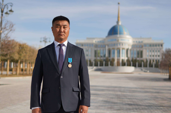 Земля помнит добрые руки