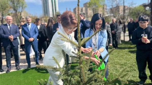 В Ереване открылся Парк имени Абая Кунанбайулы
