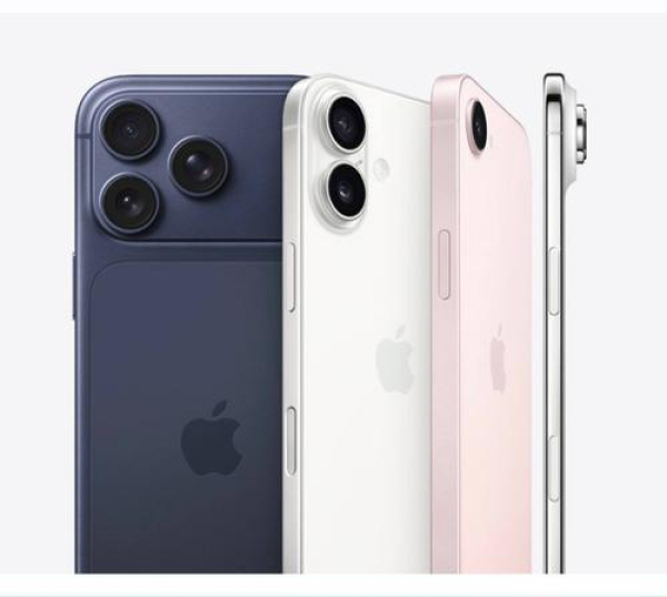 Айфоны в России могут стать &laquo;кирпичами&raquo;: Apple грозит блокировка из-за спора с ФАС