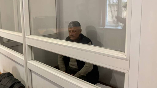 Ошибка адвоката прервала суд по делу о захвате в заложницы в аэропорту Алматы